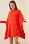 Kadın Kırmızı Oversize Yırtmaçlı Panço Triko Kazak  HZL23W-BD1100761