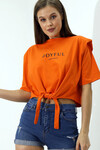 Kadın Oranj Yazı Baskılı Oversize Vatkalı  Bel Detay Örme T-Shirt  HZL23S-DSB120231