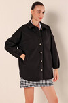 Kadın Siyah Cepli Düğme Kapamalı Geniş Kalıp Ceket HZL23W-BD106741