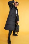 Kadın Siyah Tesettür Kapşonlu Uzun Oversize Şişme Mont HZL23W-BD151201