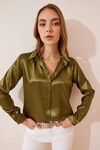 Kadın Yağ Yeşili Hafif Dökümlü Saten Yüzeyli Gömlek HZL22W-BD139641